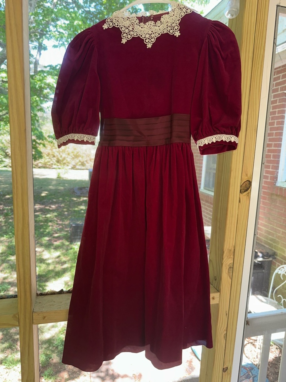 Ruth of Carolina size 12 Vintage-Inspired Burgundy Dress with Lace Trim and belt
